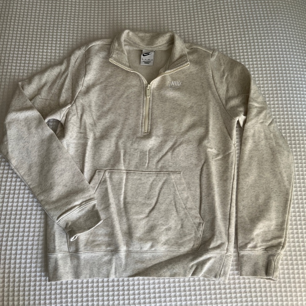 Nike Sportswear Club Fleece 1/2 Zip Sweatshirt in Oatmeal Heather